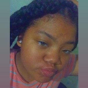 Meet your Posher, Krishauna